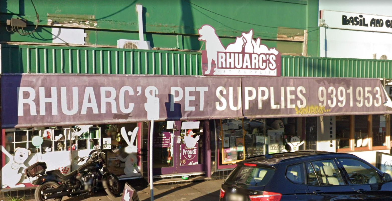 Rhuarc's Pet Supplies Store Front